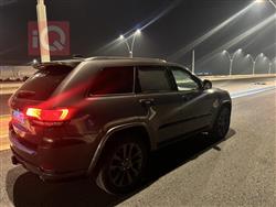 جیپ گراند شیرۆکی